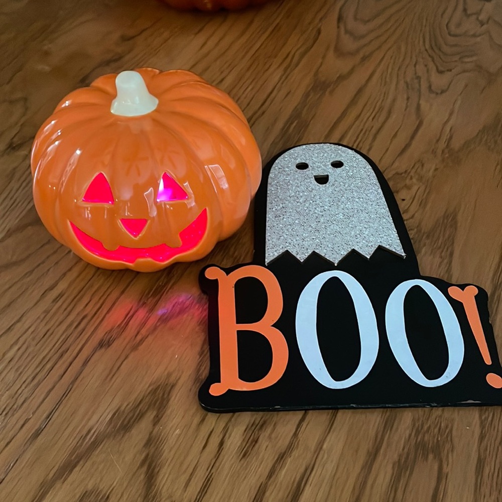 Halloween Decoratios decor
Ceramic pumpkin